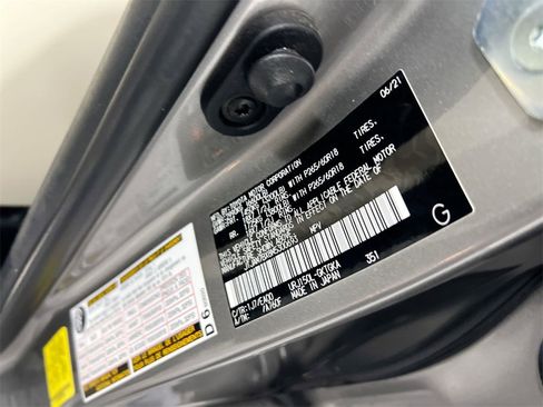 Used 2021 Lexus GX 460 Premium w/ Premium Package image 29