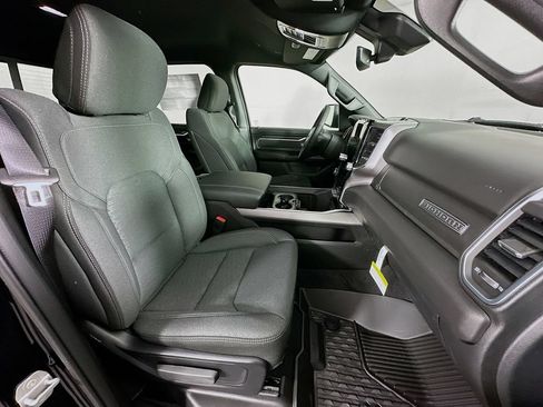 New 2026 RAM 1500 Big Horn AWD/4WD image 36