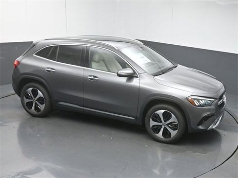 New 2026 Mercedes-Benz GLA 250 image 43