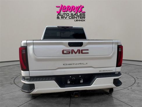 Used 2024 GMC Sierra 2500 Denali w/ Denali Reserve Package image 4