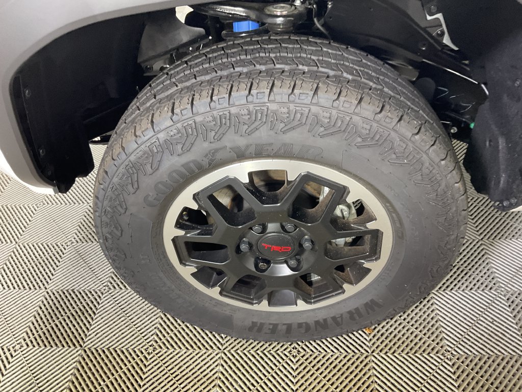 New 2026 Toyota Tacoma TRD Off-Road w/ TRD Off Road Premium Package AWD/4WD image 4