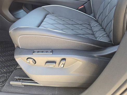 New 2026 Volkswagen Atlas SEL Premium R-Line image 19