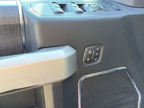 Used 2021 Ford F350 Lariat w/ Chrome Package image 25