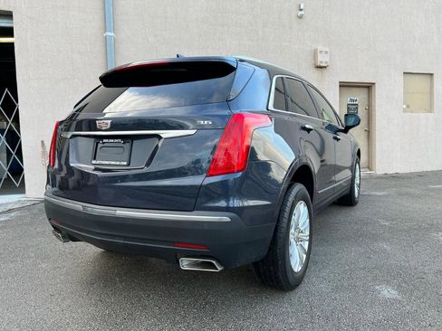 Used 2018 Cadillac XT5 FWD image 3