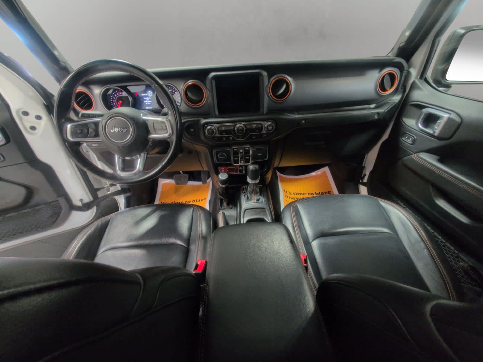 Used 2021 Jeep Gladiator Mojave w/ Dual Top Group AWD/4WD image 10