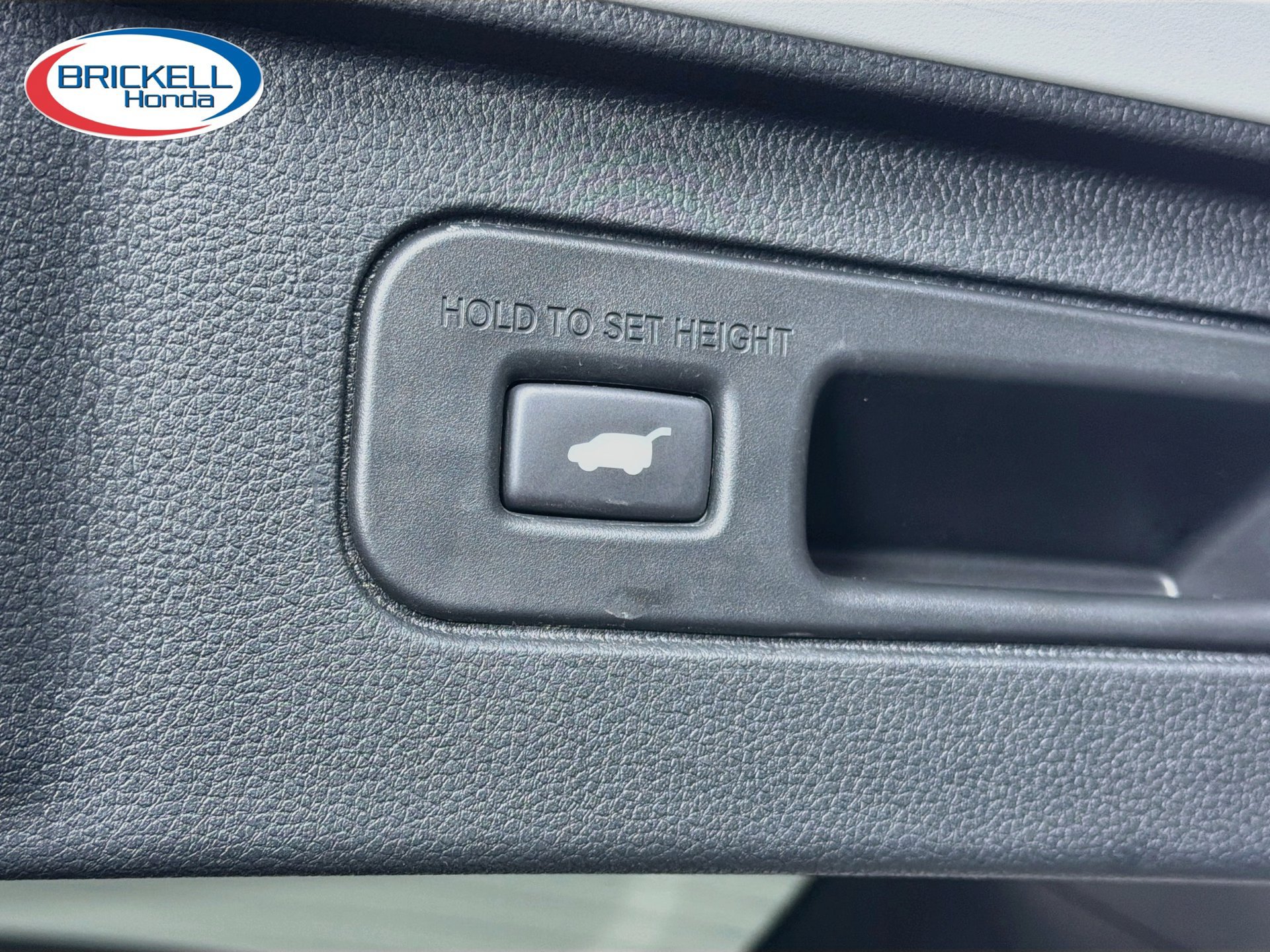 Used 2024 Honda Pilot Touring image 13