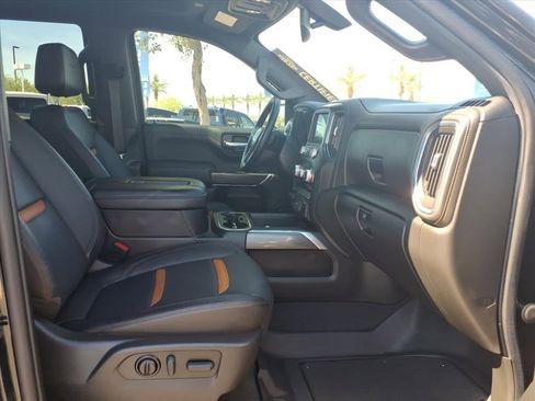 Used 2021 GMC Sierra 1500 AT4 image 11