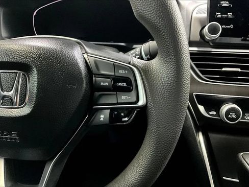 Used 2019 Honda Accord LX image 14