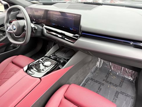 Used 2024 BMW 530i w/ M Sport Package RWD image 13