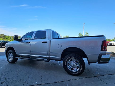 Used 2026 RAM 2500 Tradesman AWD/4WD image 5