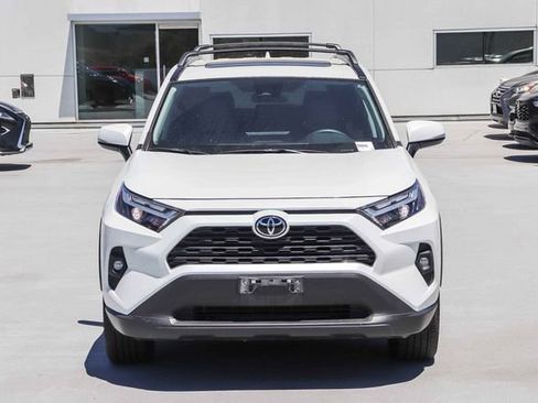 Used 2025 Toyota RAV4 XLE Premium FWD image 2