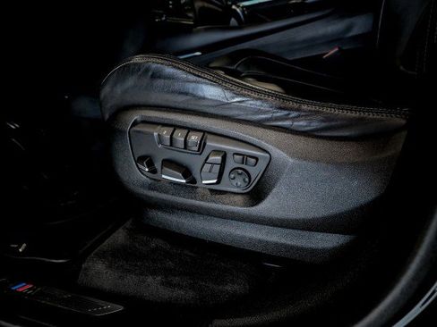 Used 2017 BMW X5 M image 15