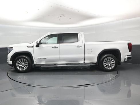Used 2023 GMC Sierra 1500 Denali w/ Technology Package AWD/4WD image 38