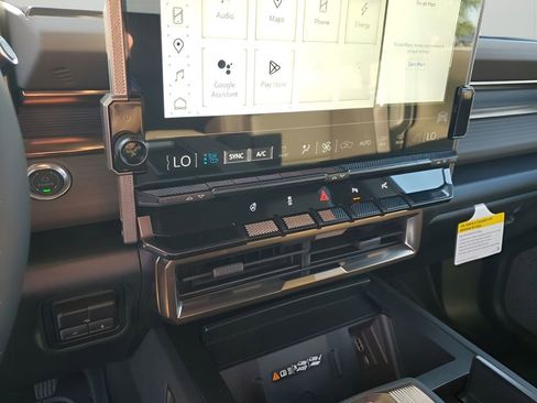 New 2025 GMC Hummer EV 2X w/ LPO, Dark Essentials Package image 36