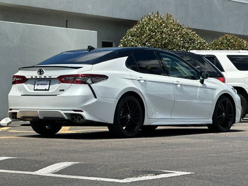 Used 2023 Toyota Camry XSE FWD image 5