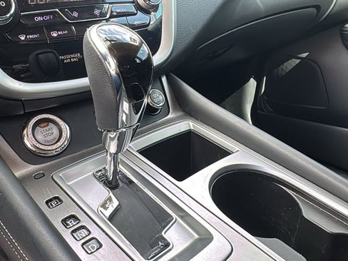 Used 2019 Nissan Murano SV w/ Premium Package FWD image 21