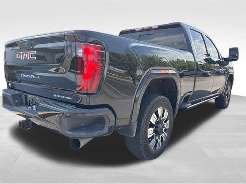 Used 2024 GMC Sierra 2500 Denali w/ Denali Reserve Package image 5