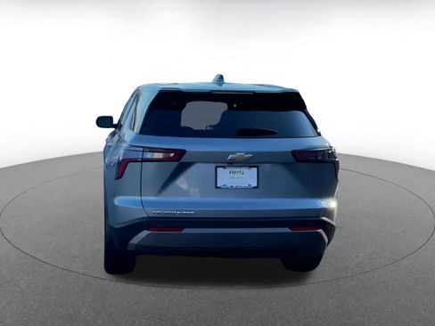 Used 2025 Chevrolet Equinox LT image 16