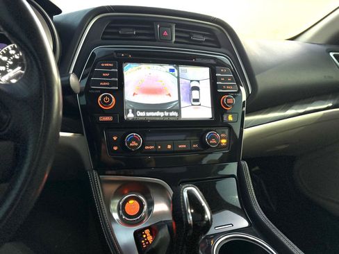 Used 2018 Nissan Maxima Platinum image 29