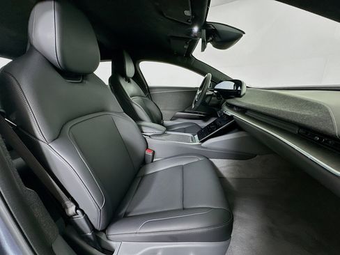 Used 2024 Lucid Air Pure image 31