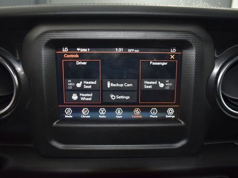 Used 2021 Jeep Wrangler Unlimited Sahara image 24