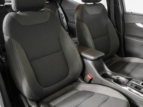 Used 2023 Chevrolet Bolt EUV LT w/ Comfort Package FWD image 45