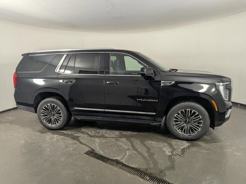 Used 2025 GMC Yukon Elevation image 8