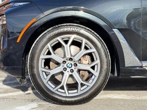 Used 2025 BMW X7 xDrive40i image 10