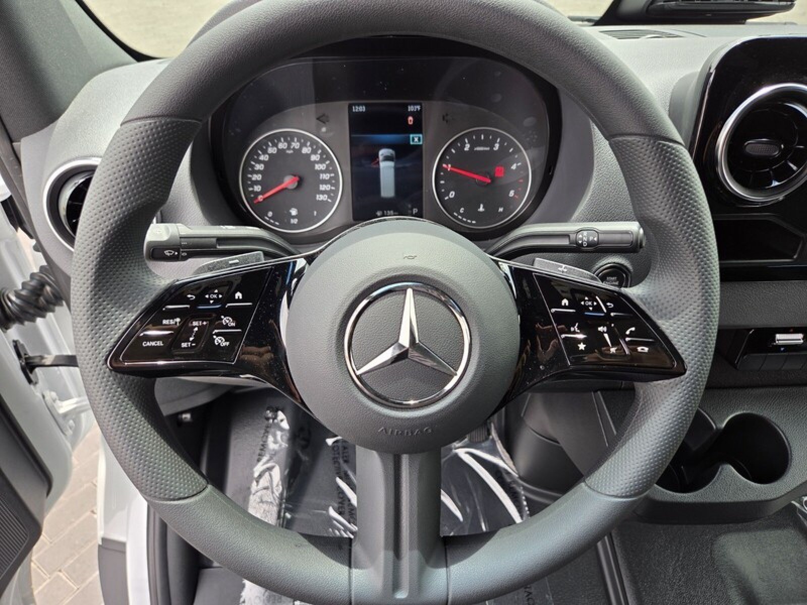 New 2026 Mercedes-Benz Sprinter 2500 image 25