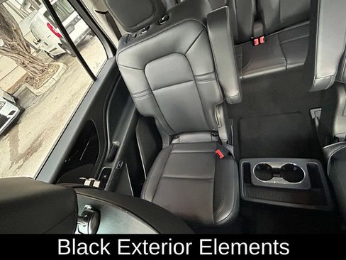 Used 2026 Lincoln Aviator 2WD w/ Jet Appearance Package image 12