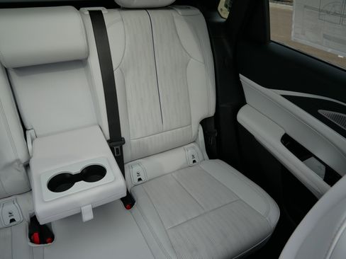 New 2026 Cadillac Lyriq Premium Sport w/ LPO, Floor Liner Package AWD/4WD image 14