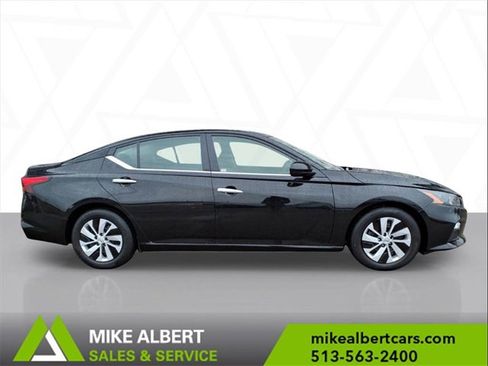 Used 2022 Nissan Altima 2.5 S image 8