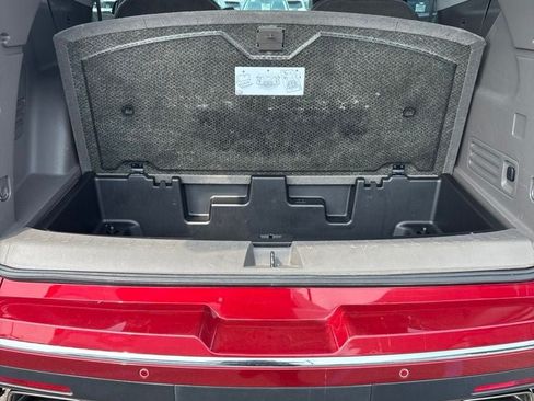 Used 2018 Chevrolet Traverse Premier w/ Driver Confidence II Package FWD image 35