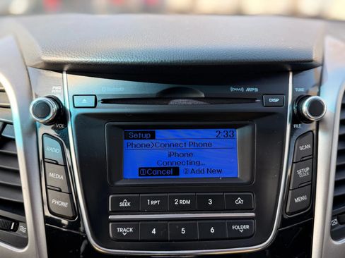 Used 2016 Hyundai Elantra GT FWD image 40