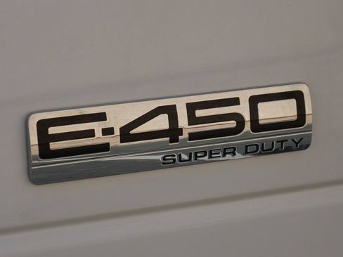 Used 2023 Ford E-450 and Econoline 450 Super Duty w/ Power Windows & Locks Group RWD image 44