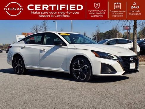 Certified 2023 Nissan Altima 2.5 SR w/ SR Premium Package image 1
