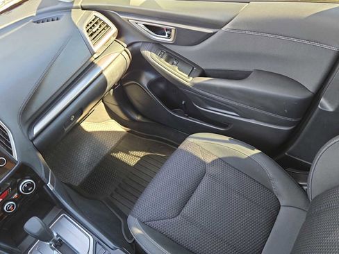 Used 2022 Subaru Forester Premium image 15