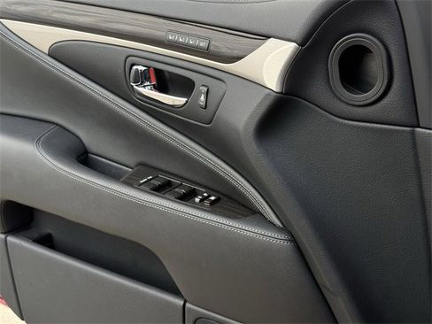 Used 2017 Lexus LS 460 L image 25