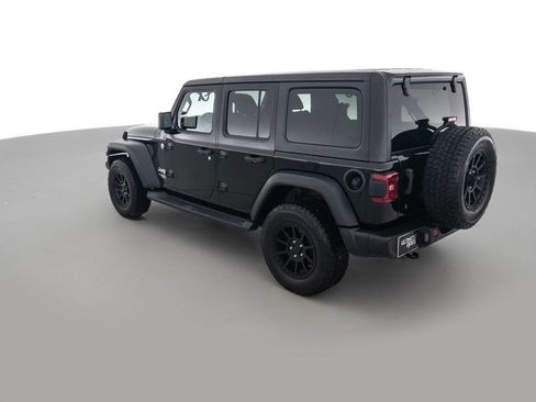 Used 2018 Jeep Wrangler Unlimited Sport S image 7