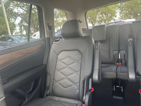 New 2026 Volkswagen Atlas SE FWD image 12