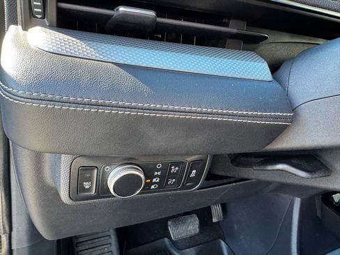 Used 2022 Ford Mustang Mach-E Select image 18