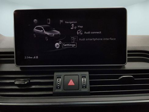 Used 2018 Audi Q5 2.0T Premium Plus w/ Premium Plus Package image 19