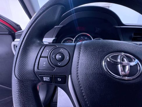 Used 2014 Toyota Corolla LE FWD image 12