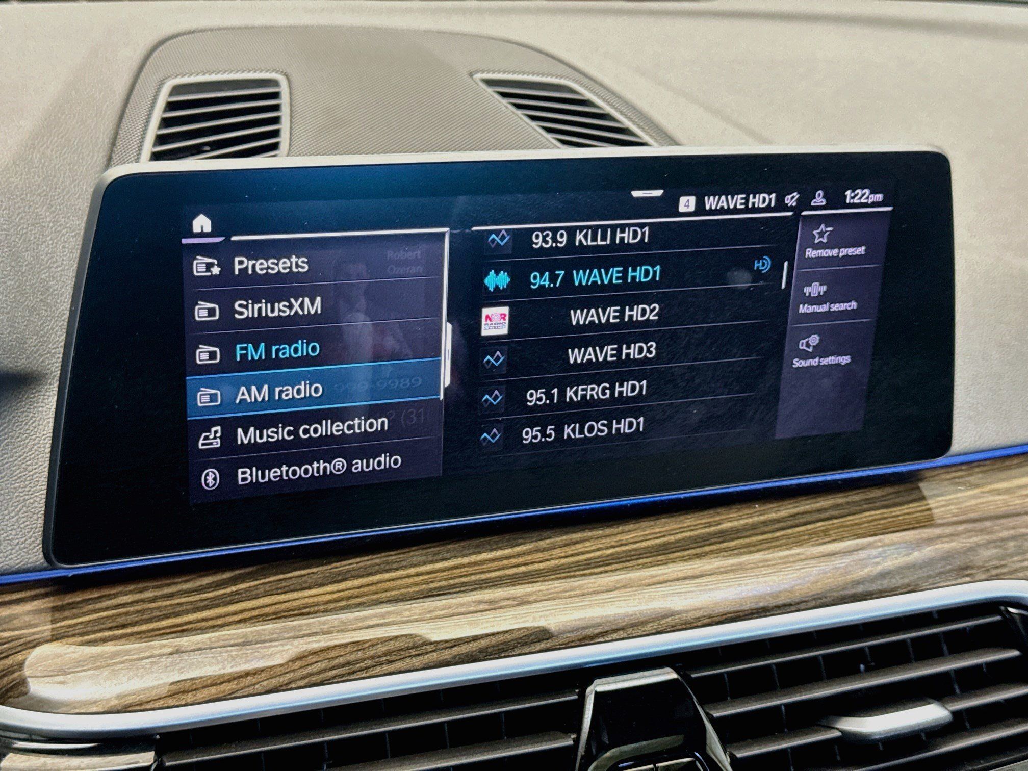 Used 2020 BMW 530e w/ Convenience Package RWD image 11