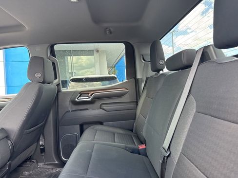 Used 2023 Chevrolet Silverado 1500 LT image 14