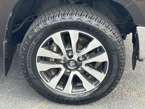 Used 2019 Toyota Tundra Limited image 12