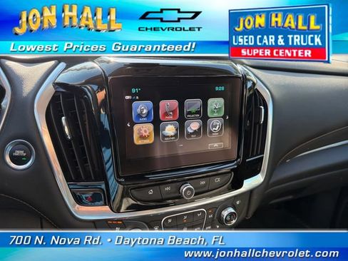 Used 2019 Chevrolet Traverse Premier w/ Driver Confidence II Package FWD image 24