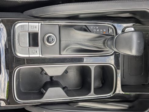 Certified 2020 Kia Telluride EX w/ Towing Package image 24