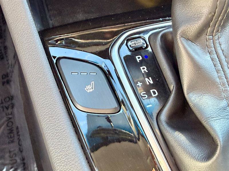 Used 2017 Hyundai Ioniq SEL FWD image 25