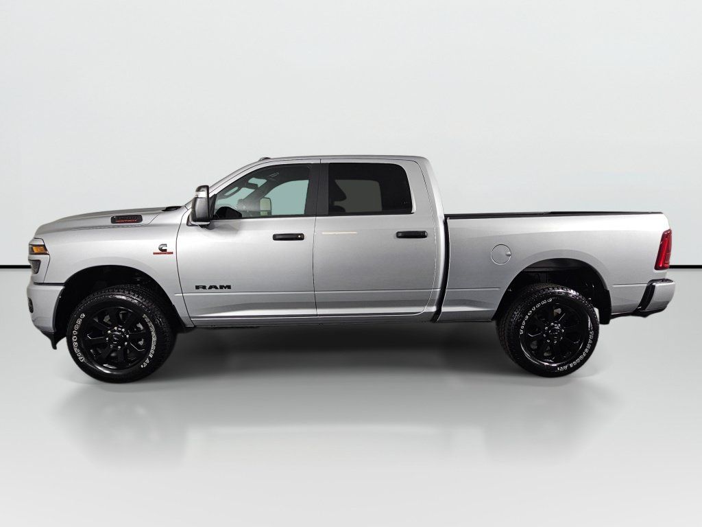 New 2026 RAM 3500 Big Horn AWD/4WD image 8